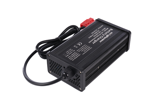 cargador recargable del acumulador alcalino del cargador de batería de 450W AA Nimh 1,5 V